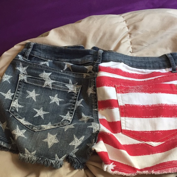 Stars and Stripes shorts - Picture 3 of 3